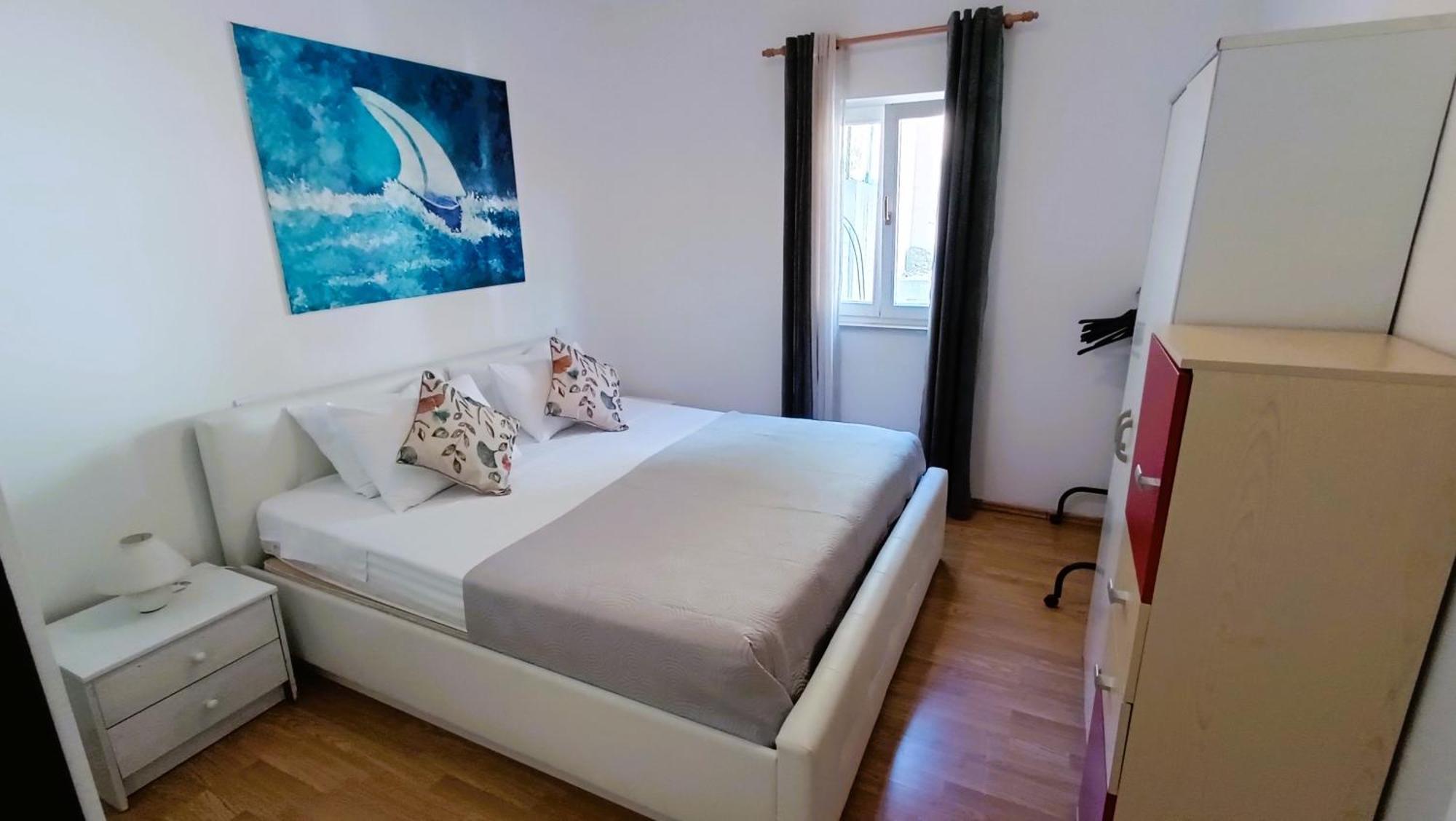 Apartments Ella มาคาร์สกา ภายนอก รูปภาพ